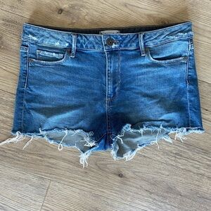 PAIGE Denim Vera Short in Beacon Distressed
Jean Shorts Raw Hem Womens Size 29